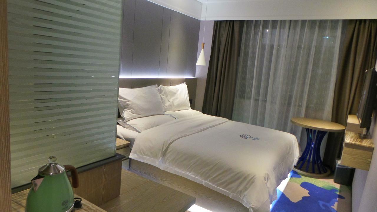 Lifu Hotel Wankel Jiang Tai Road Metro Station Branch Guangzhou Exterior foto