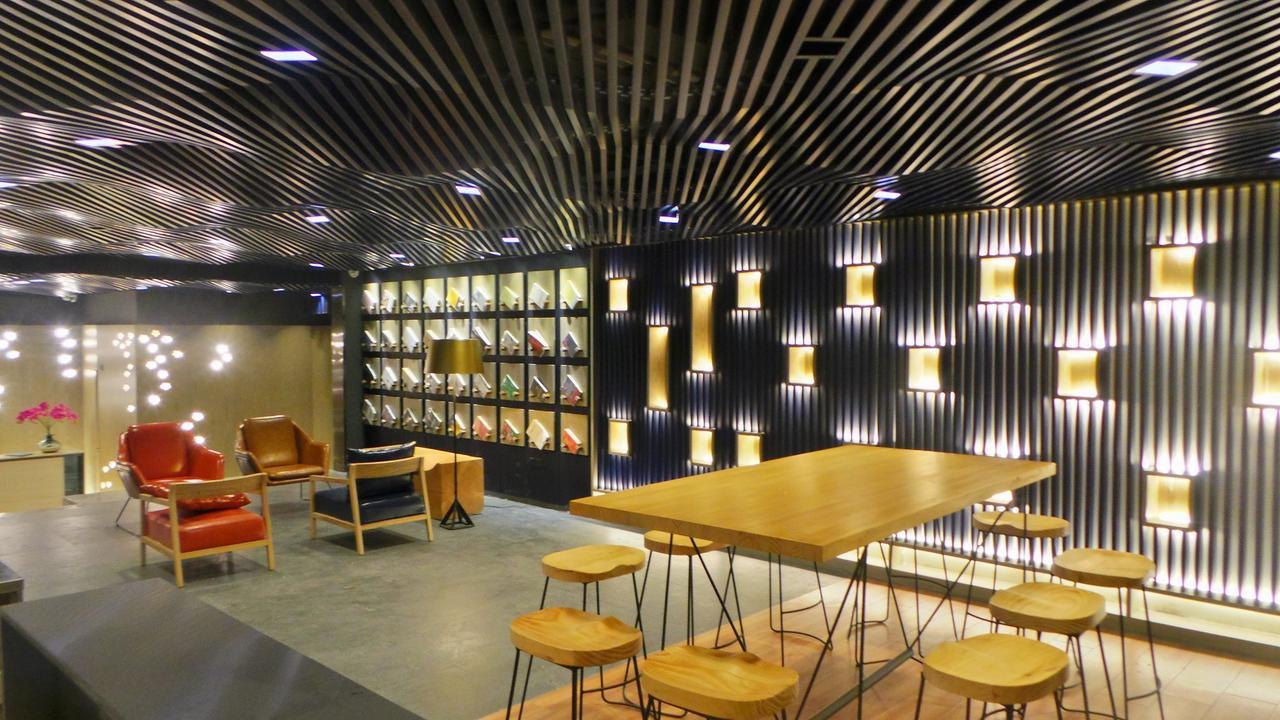 Lifu Hotel Wankel Jiang Tai Road Metro Station Branch Guangzhou Exterior foto
