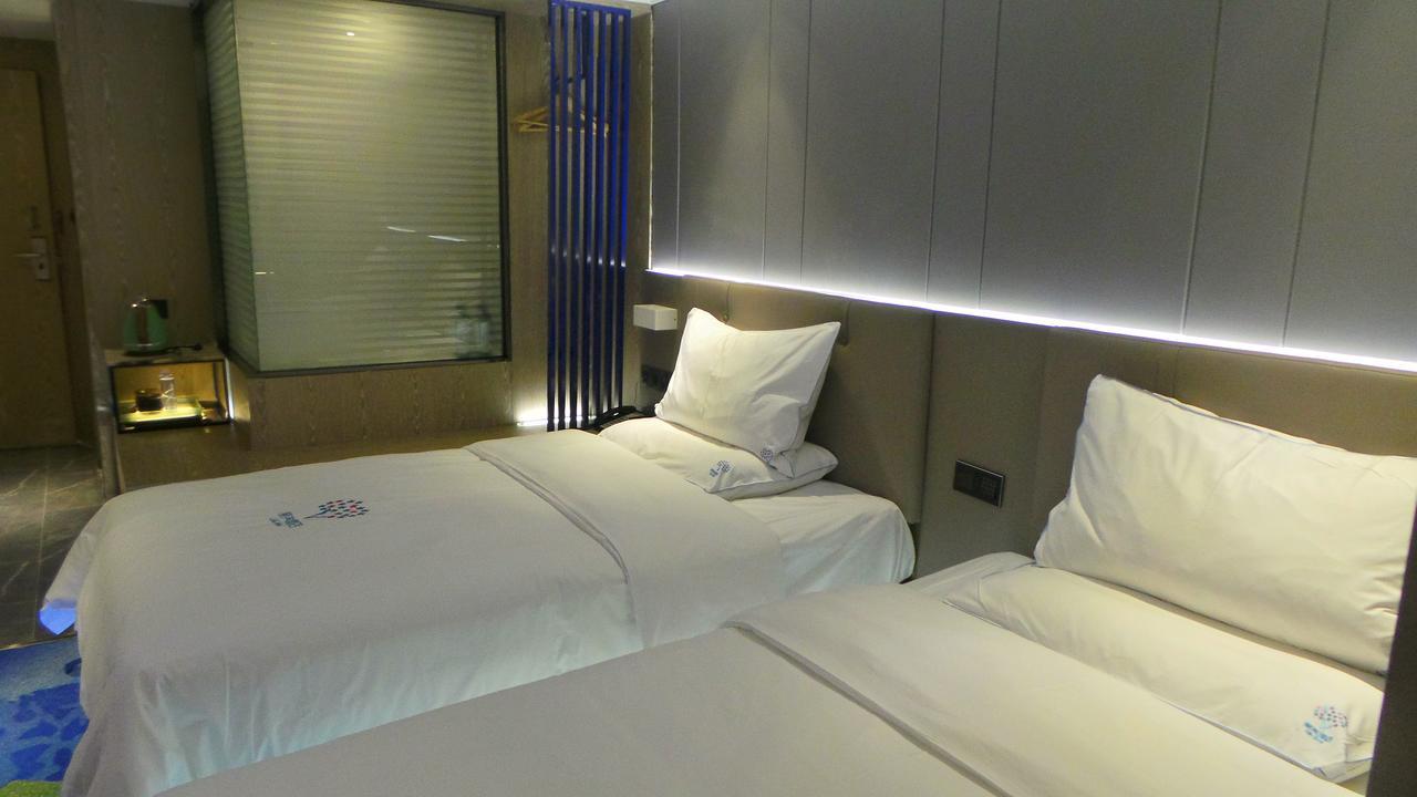 Lifu Hotel Wankel Jiang Tai Road Metro Station Branch Guangzhou Exterior foto
