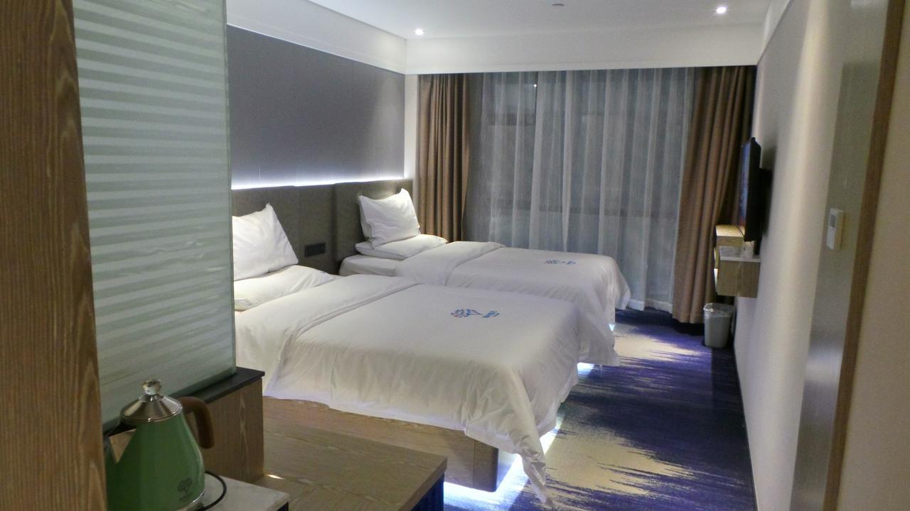Lifu Hotel Wankel Jiang Tai Road Metro Station Branch Guangzhou Exterior foto