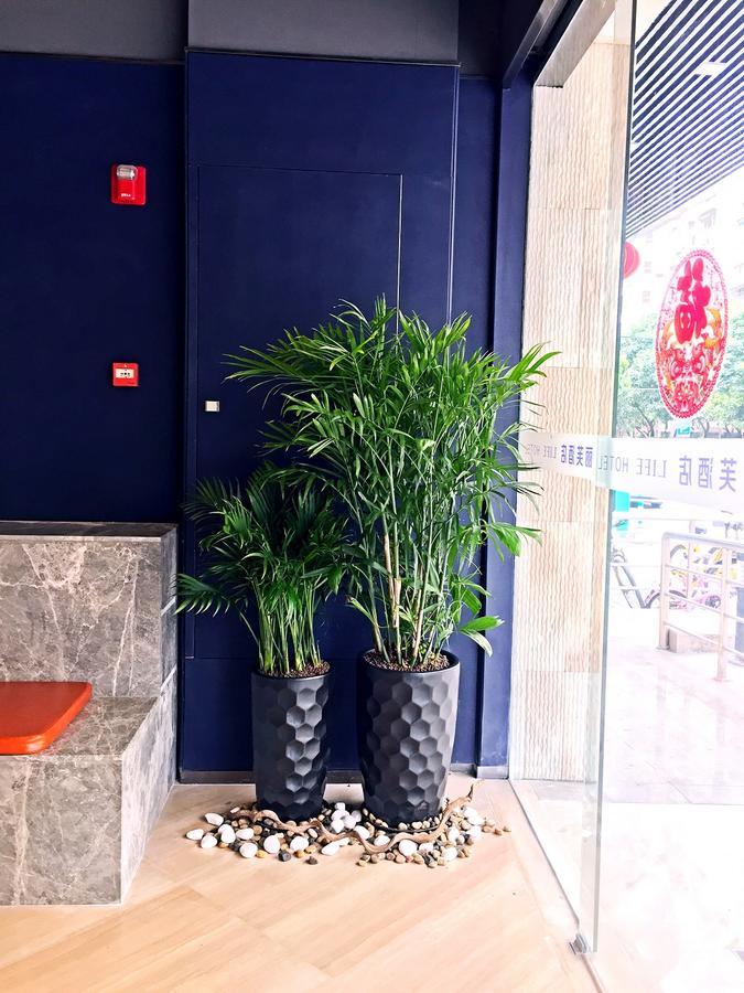 Lifu Hotel Wankel Jiang Tai Road Metro Station Branch Guangzhou Exterior foto